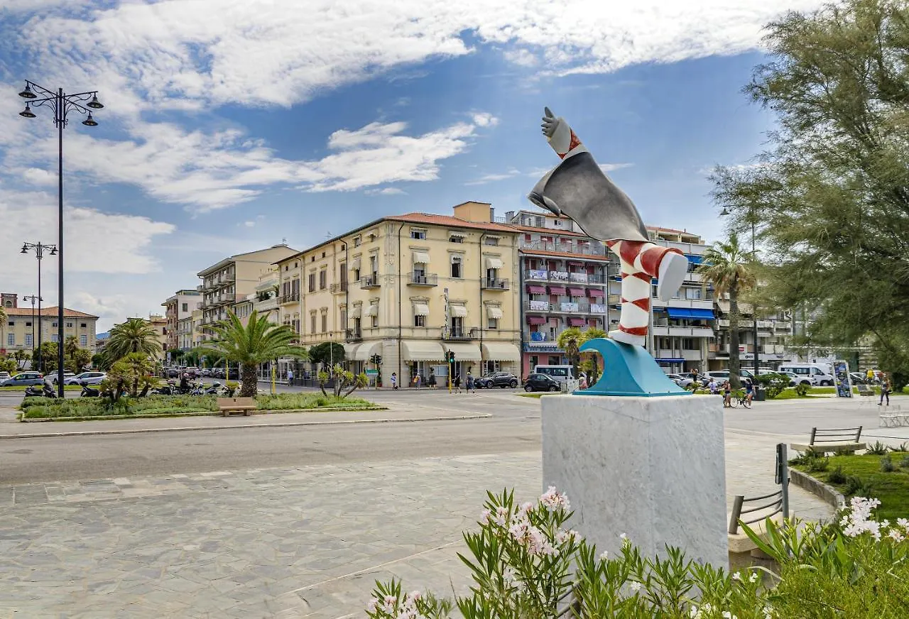 ***  Hotel La Pace Viareggio Olaszország