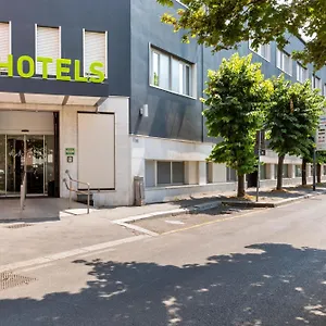 ellenőrizze a rendelkezésre állást